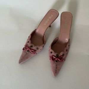Vintage pink Prada suede heels